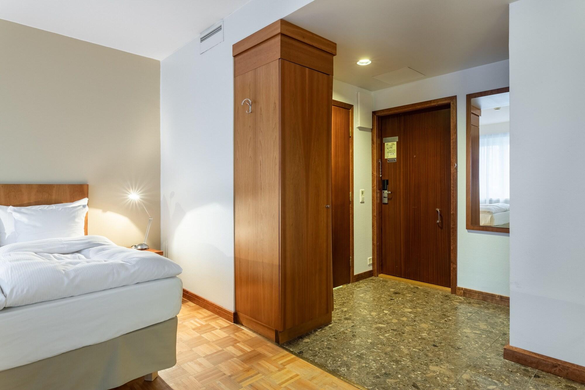 Original Sokos Hotel Royal Вааса Екстер'єр фото
